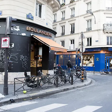 Veeve - Place De La Republique Hideaway Apartment Paris