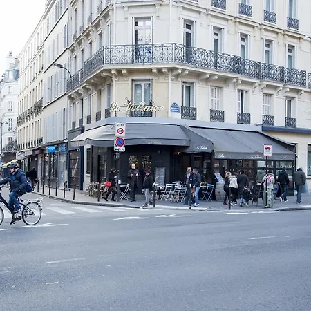 Apartment Veeve - Place De La Republique Hideaway